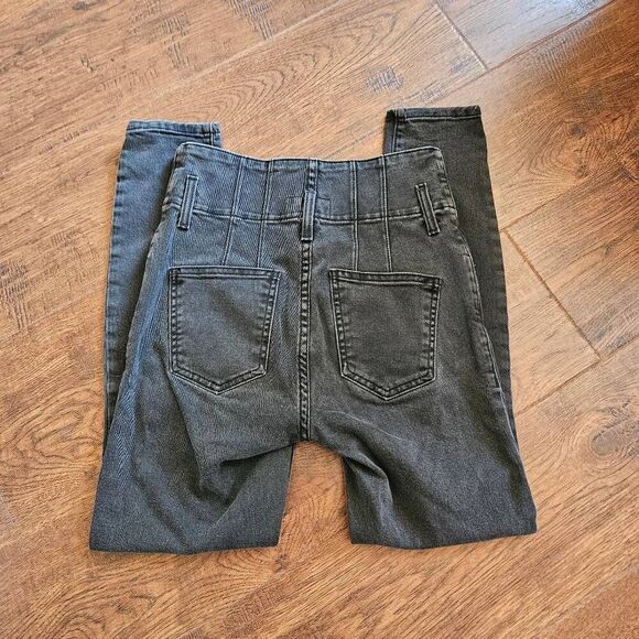 Current/Elliott The Corset Stiletto Jeans - Picture 7 of 8